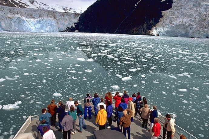 26 Glacier Cruise 01 mwn1xk